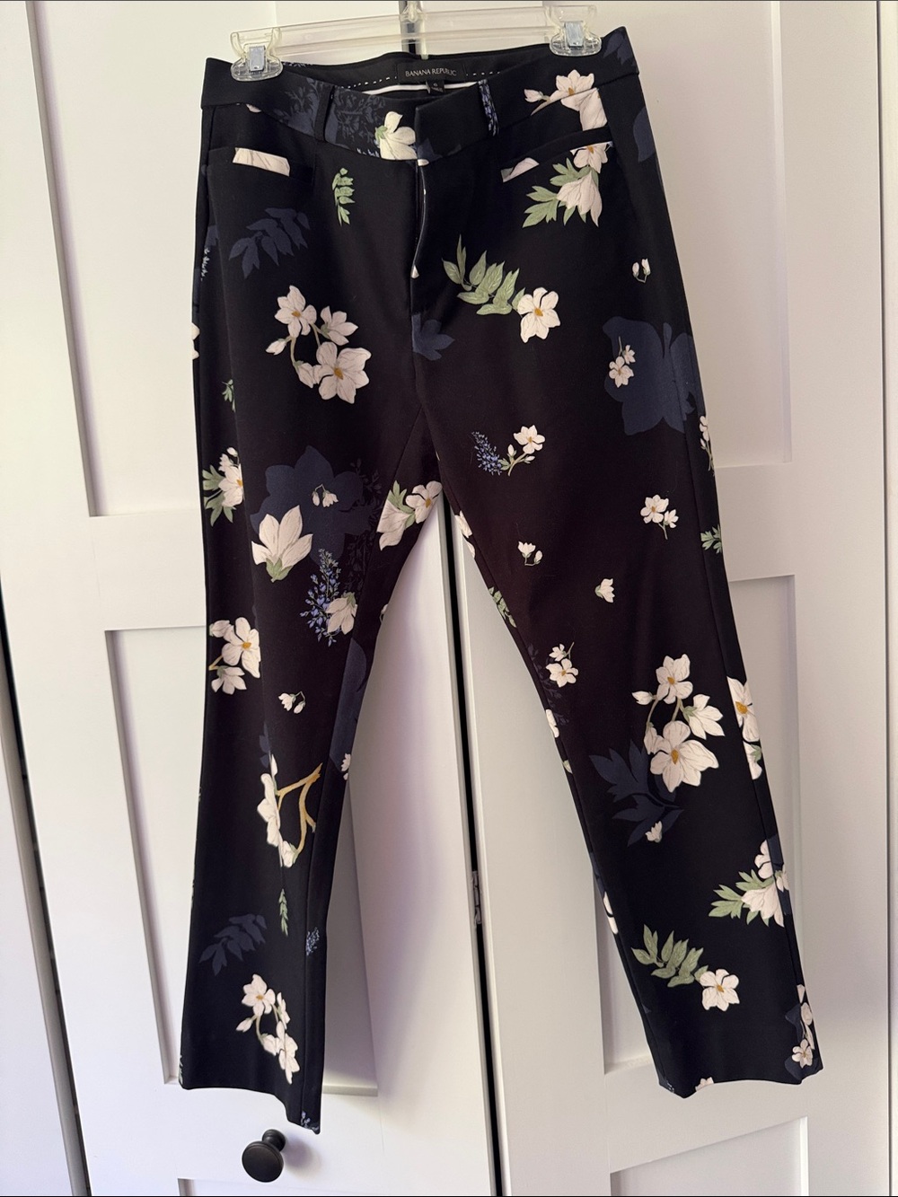Banana Republic Black Floral Straight-Leg Women's Pants